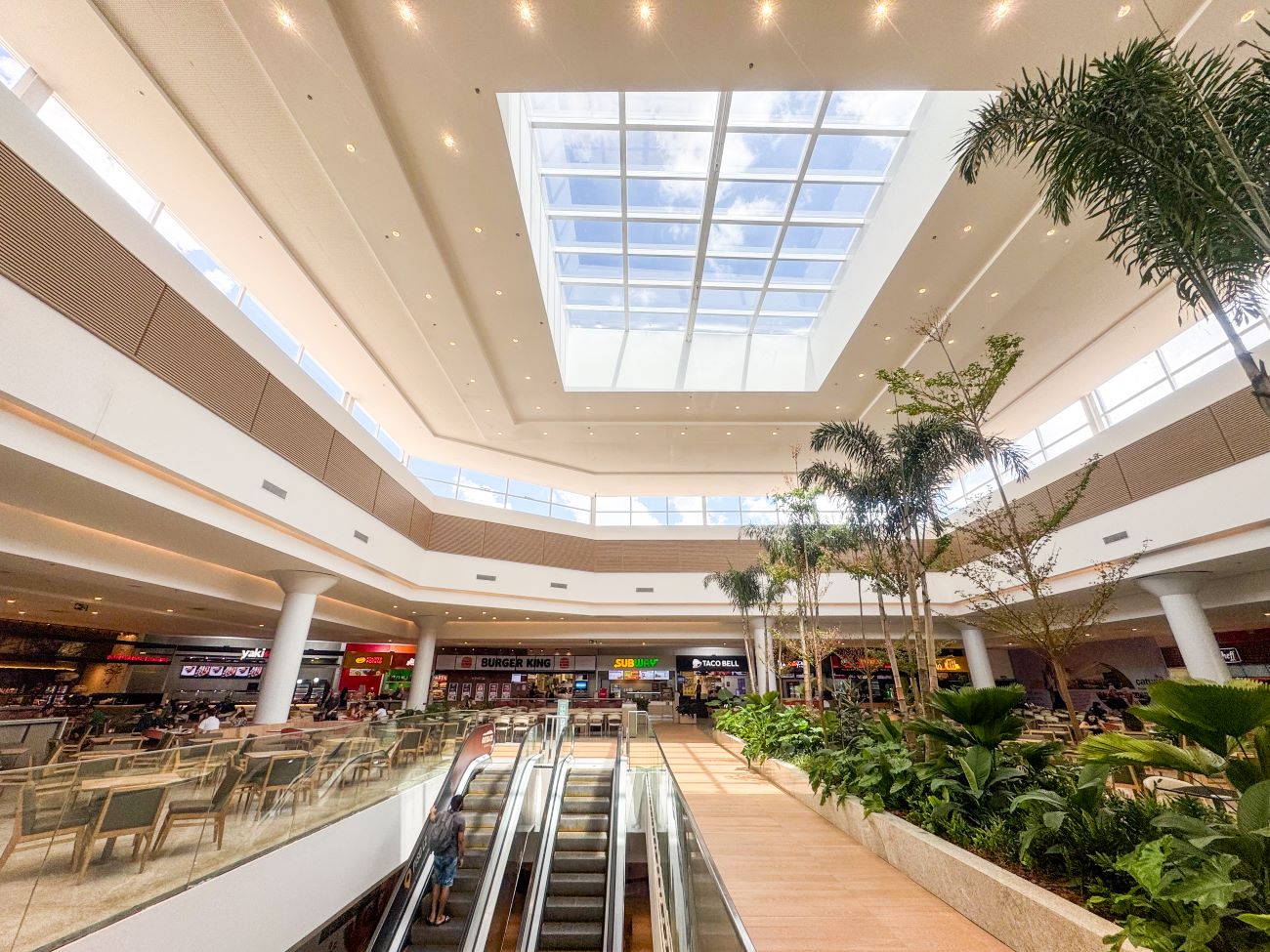 Almoço grátis? Quase isso! Shopping Catuaí libera estacionamento sem custo no meio do dia