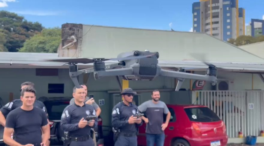 Agentes da Guarda Municipal de Cascavel recebem treinamento para pilotagem de drones