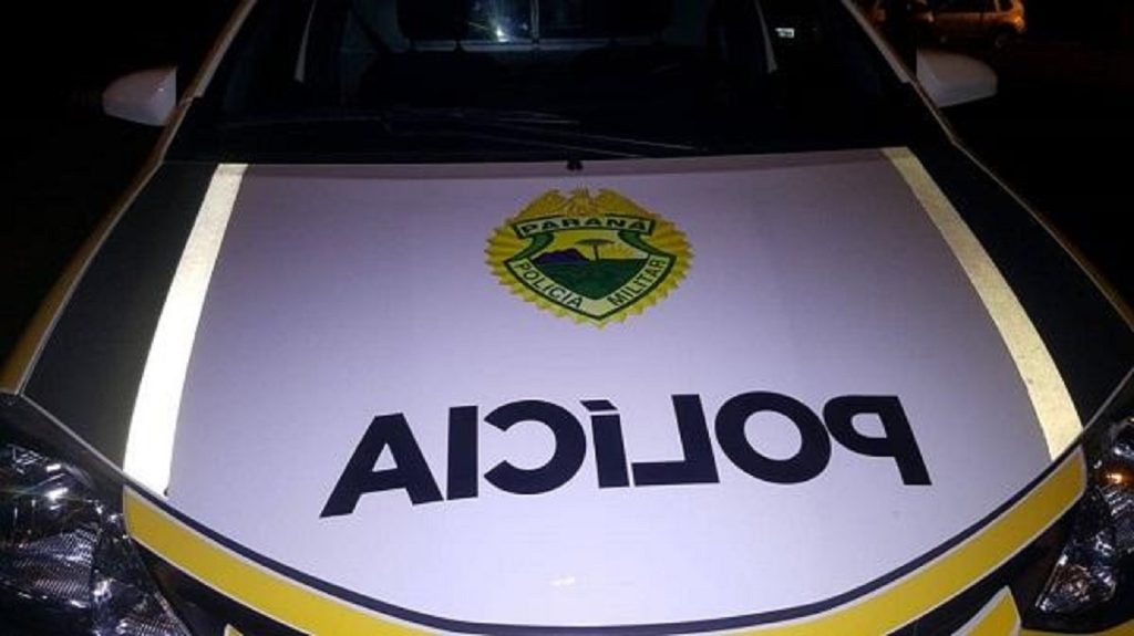 Filho ameaça mãe com faca em Quatro Pontes e diz, você quer ir para o inferno ou para o céu?