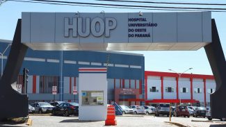 Justiça manda Unioeste pagar FGTS a técnica de enfermagem após contratos irregulares