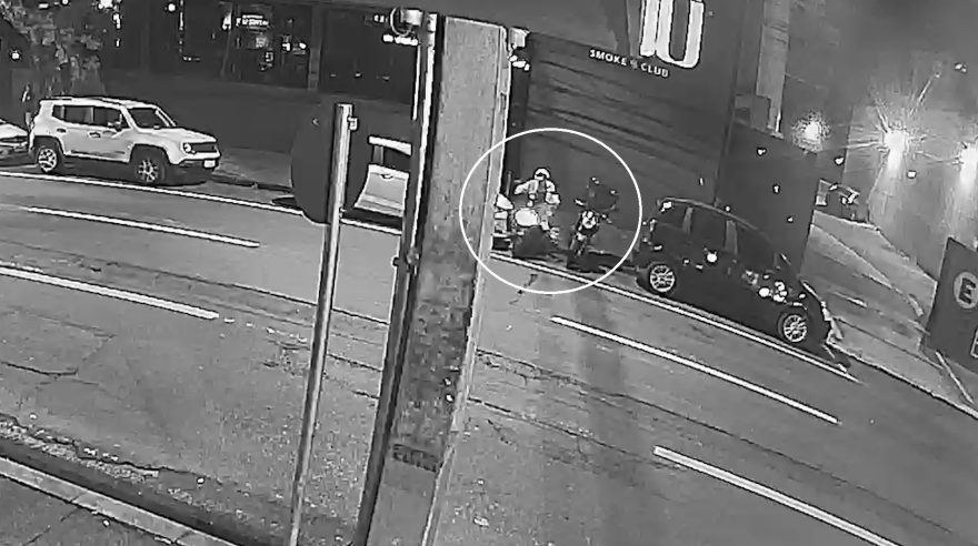 Por outro ângulo: Scooter elétrica é furtada no centro de Cascavel