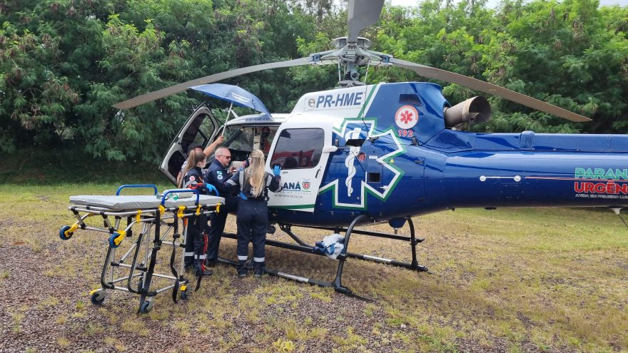 Mulher de 64 anos é transferida por via aérea após convulsões