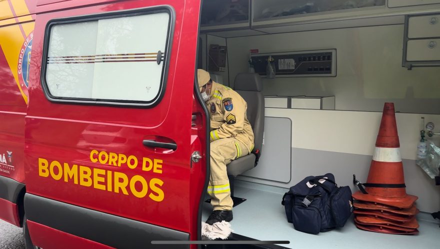 Motociclista fica ferido em acidente no bairro Santa Felicidade