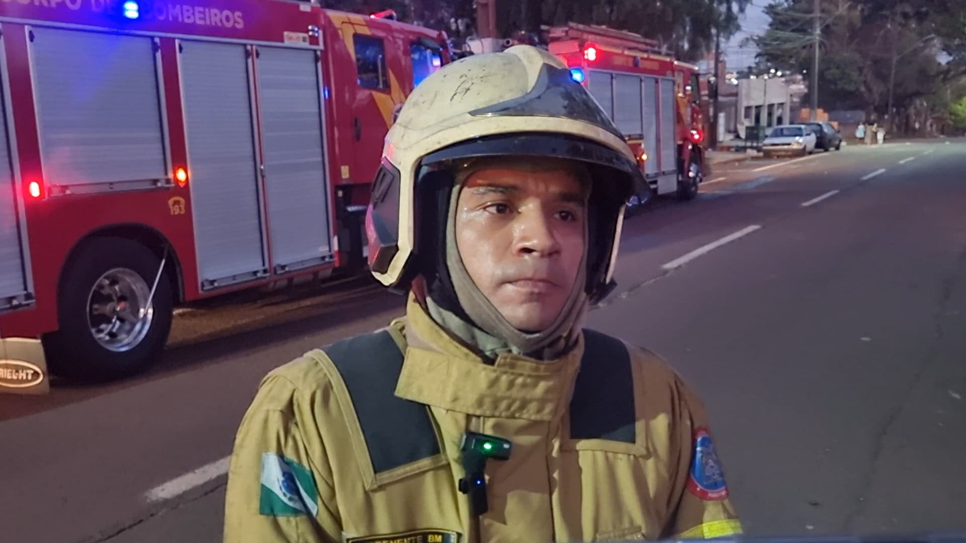 Tenente dos Bombeiros fala sobre incêndio em residência no São Cristóvão