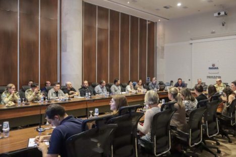 Governo avalia CNAEs para ampliação das atividades econômicas de baixo risco Imagem referente a Governo avalia CNAEs para ampliação das atividades econômicas de baixo risco
