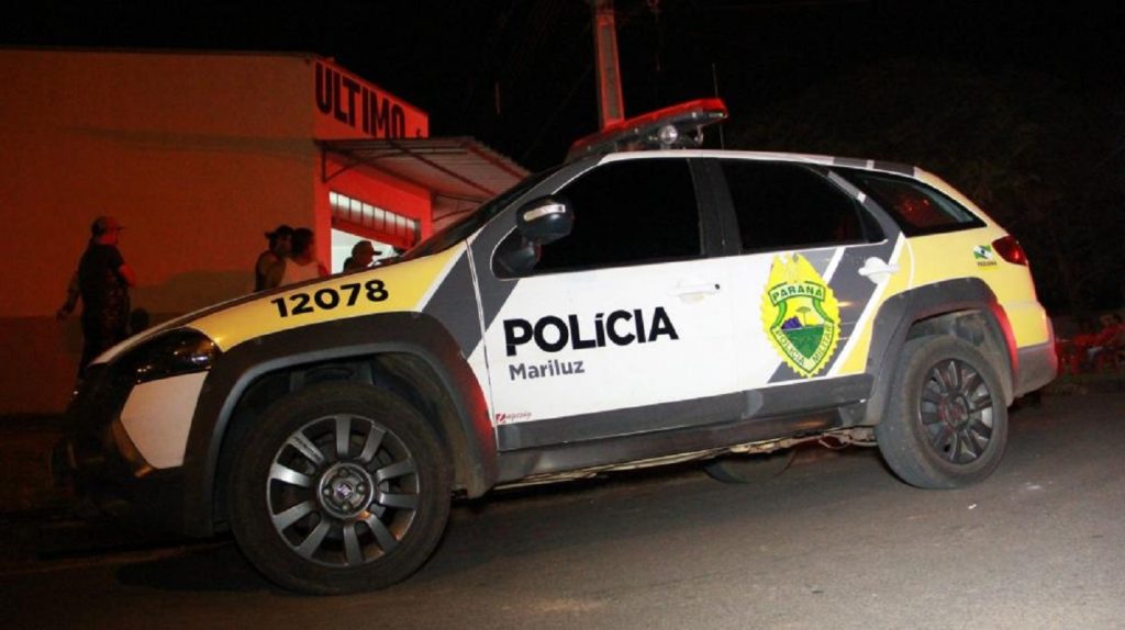 Homem dá calote em lanchonete, canta funcionária, agride cliente e é preso em Mariluz
