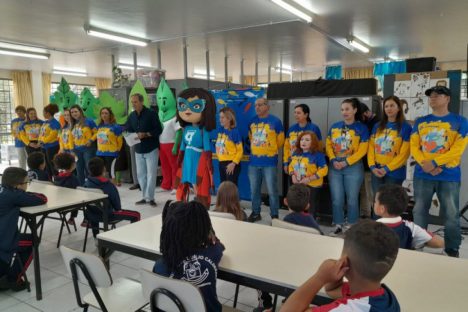 Sanepar e Prefeitura de Curitiba conscientizam crianças sobre a importância da água Imagem referente a Sanepar e Prefeitura de Curitiba conscientizam crianças sobre a importância da água