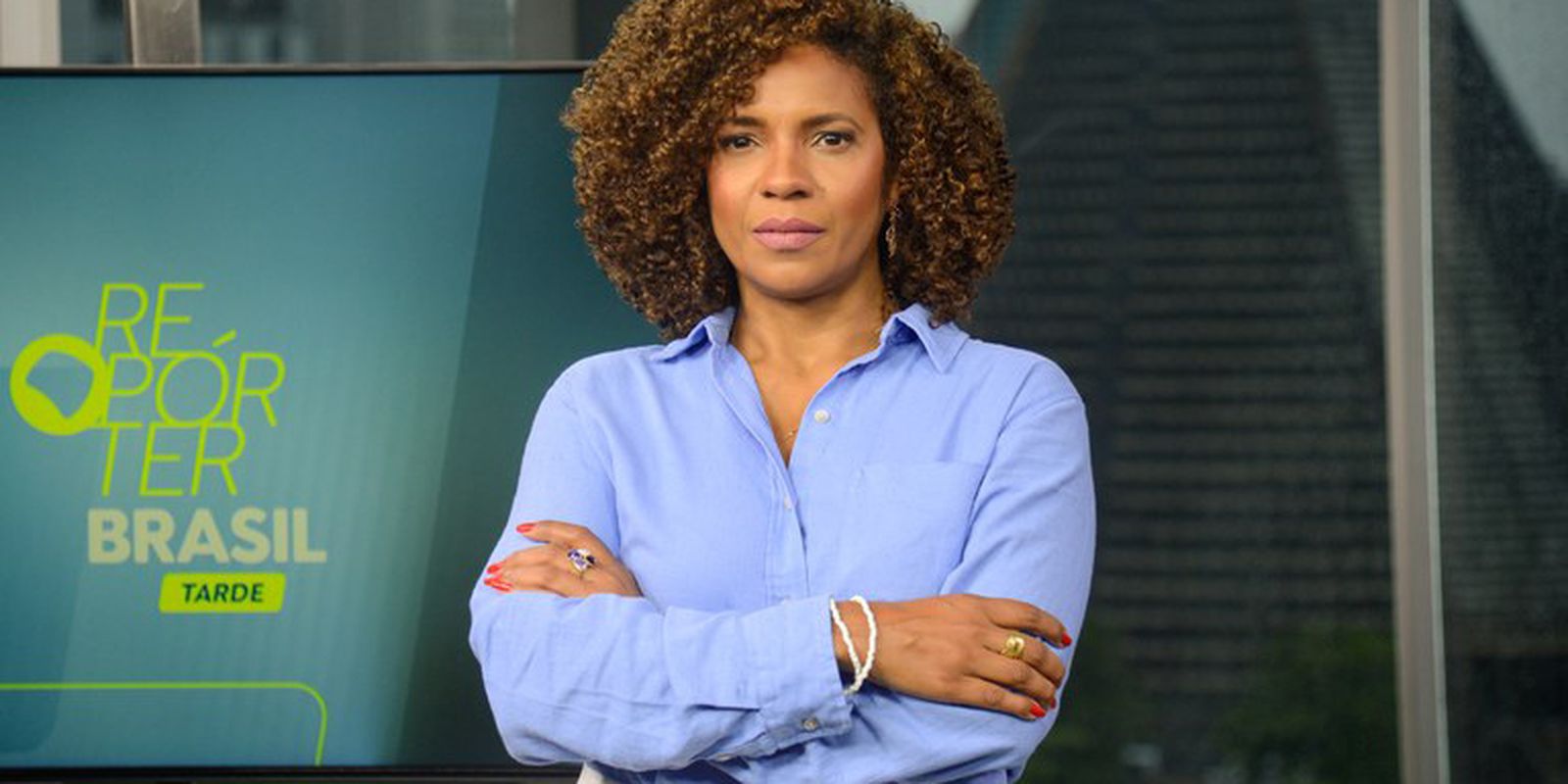 Luciana Barreto, da TV Brasil, sofre ataque racista; veja nota da EBC Luciana Barreto, da TV Brasil, sofre ataque racista; veja nota da EBC