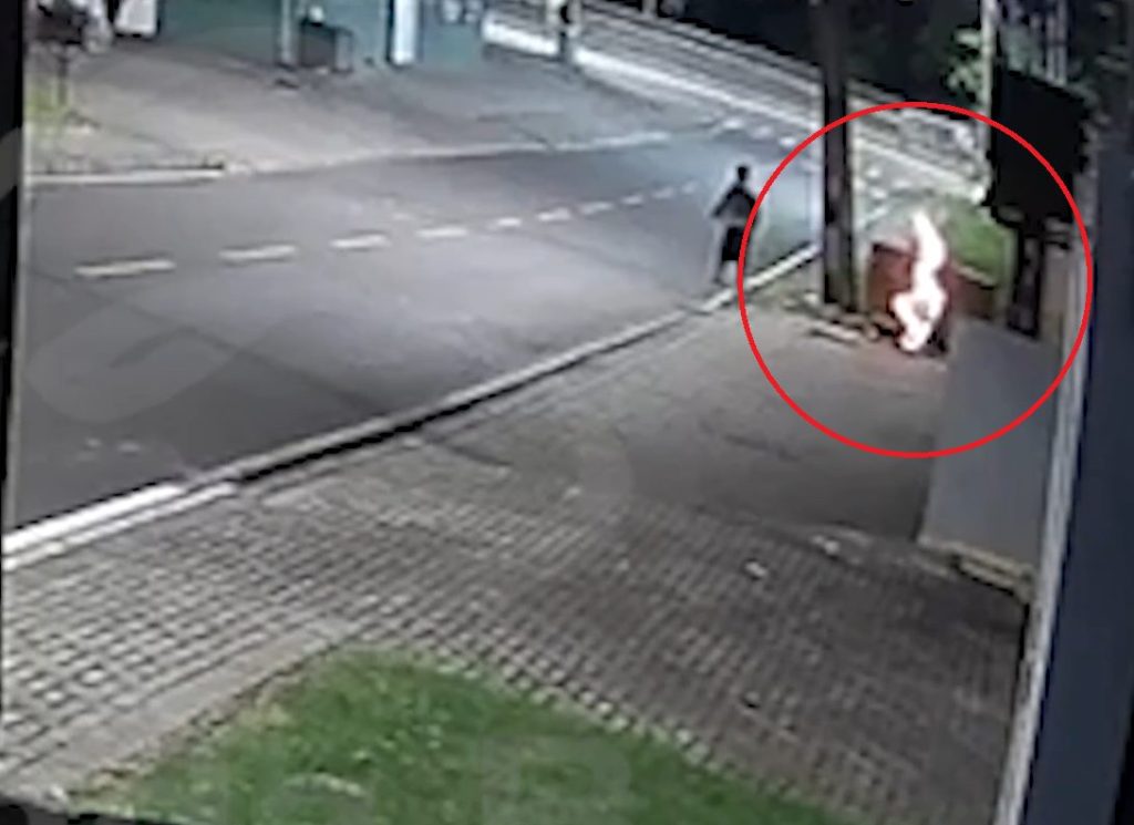 Vídeo: Homem incendeia e mata irmão após ser chamado de boca torta no Paraná 