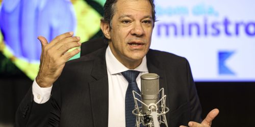 Consignado para CLT busca proteger trabalhador de juros, diz Haddad Imagem referente a Consignado para CLT busca proteger trabalhador de juros, diz Haddad