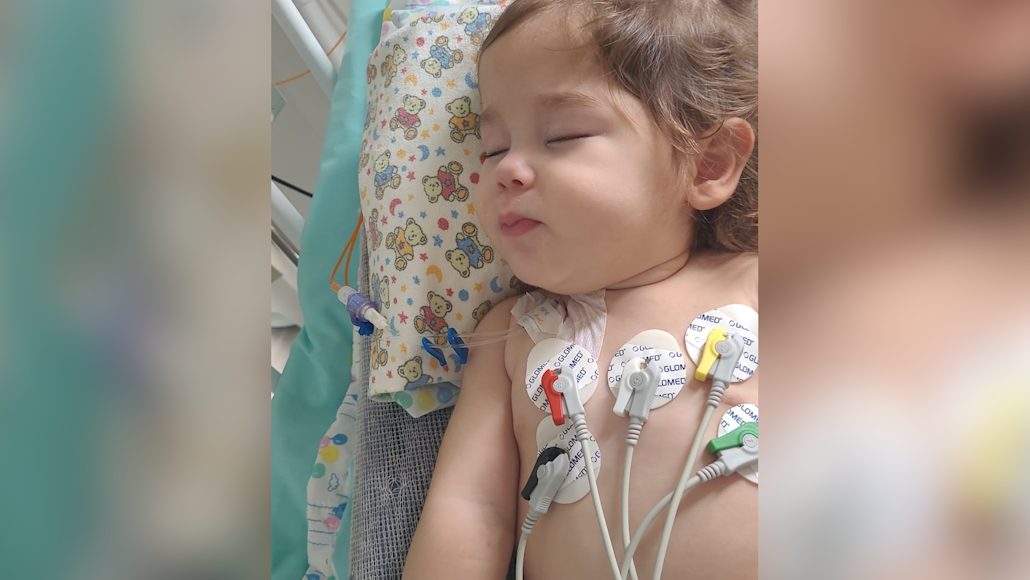 Corrente do bem: família organiza vakinha e rifas para tratar pequena Lorena de apenas um ano Corrente do bem: família organiza vakinha e rifas para tratar pequena Lorena de apenas um ano
