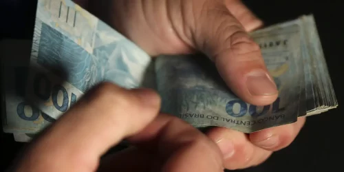 Mais de 10 milhões simulam consignado para CLT até início da tarde Imagem referente a Mais de 10 milhões simulam consignado para CLT até início da tarde