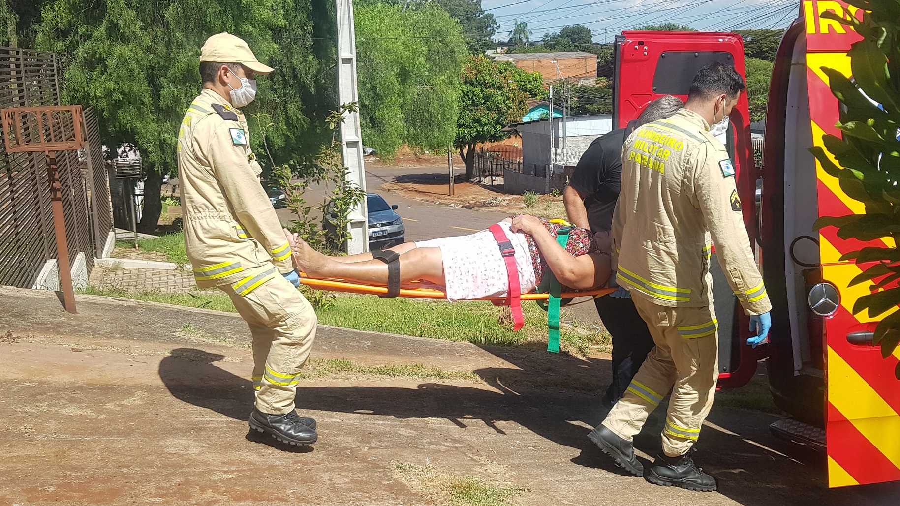Idosa é socorrida após desmaiar em residência no Pacaembu