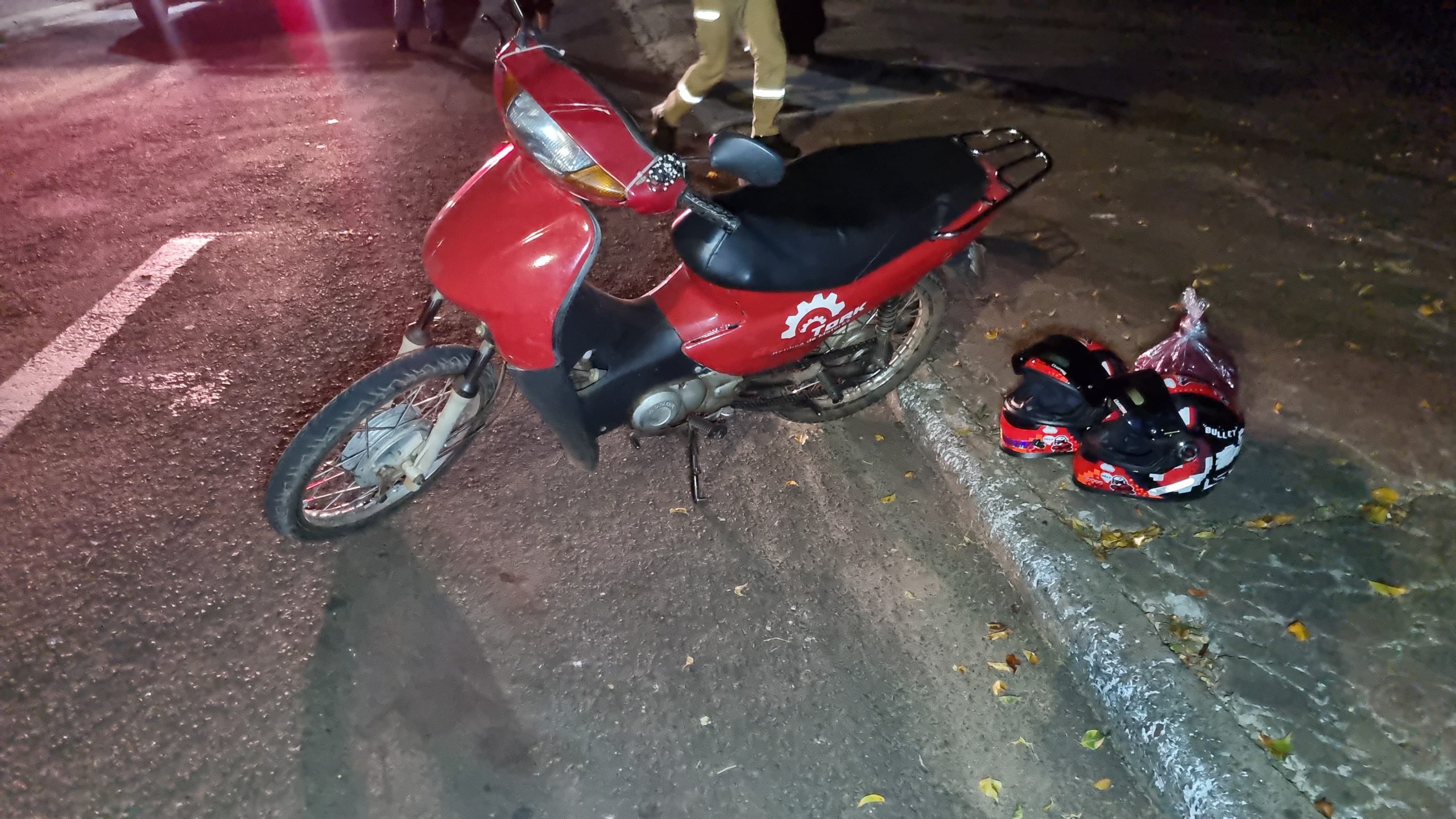 Vestido enrosca na roda da moto e provoca queda de gestante no Parque São Paulo
