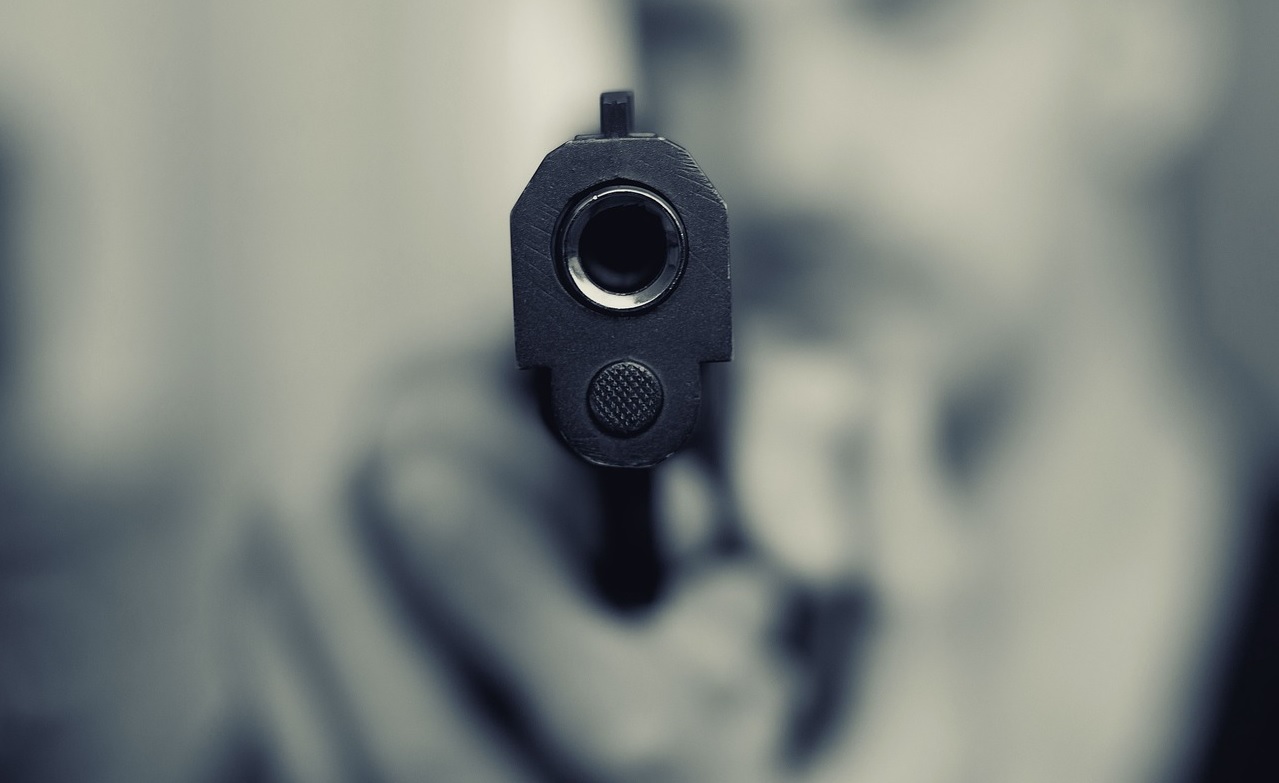 Sem piedade: Homem briga com esposa e acaba morto