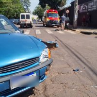Imagem referente a Acidente em Cascavel: Piloto de moto é socorrido pelo Siate no São Cristóvão