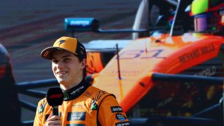 Australiano Oscar Piastri larga na frente no GP da China de Fórmula 1