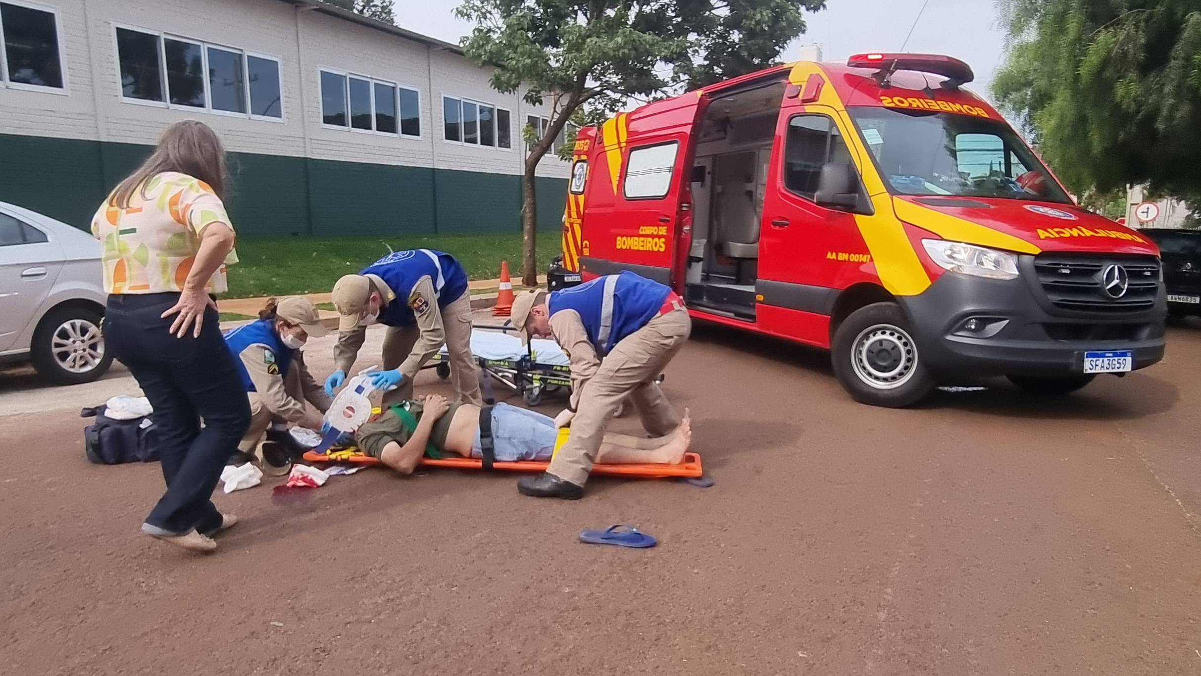 Siate e Samu são acionados após acidente de trânsito no Centro de Cascavel