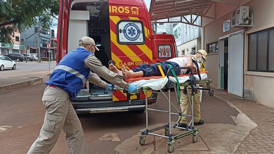 Idoso sofre queda dentro de casa e é socorrido com ferimentos no rosto e na cabeça em Cascavel