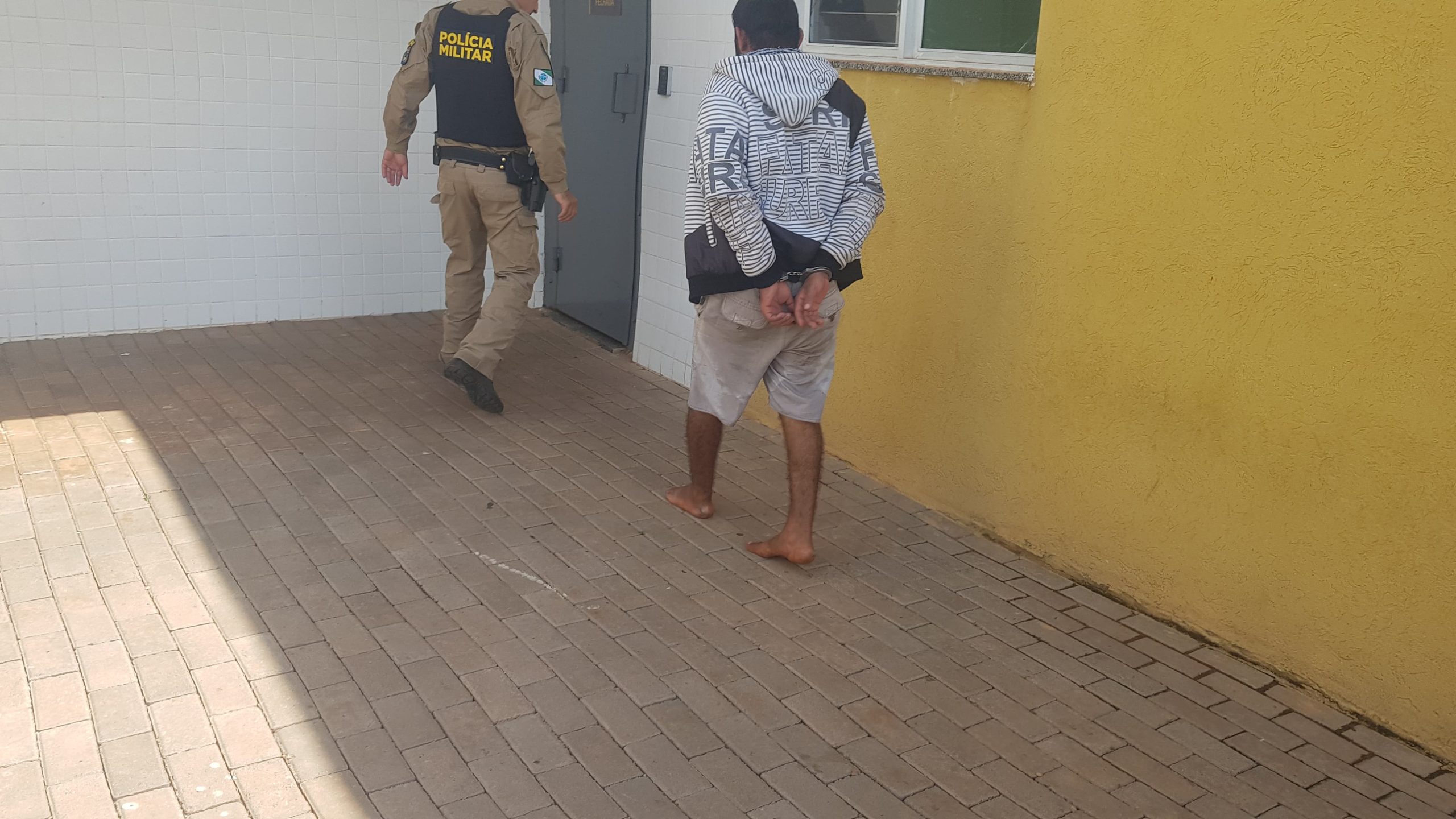 Suspeito de furto é preso pela Polícia Militar nas proximidades da Rodoviária em Cascavel