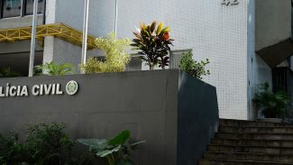 Preso ex-PM suspeito de treinar traficantes do Comando Vermelho no Rio