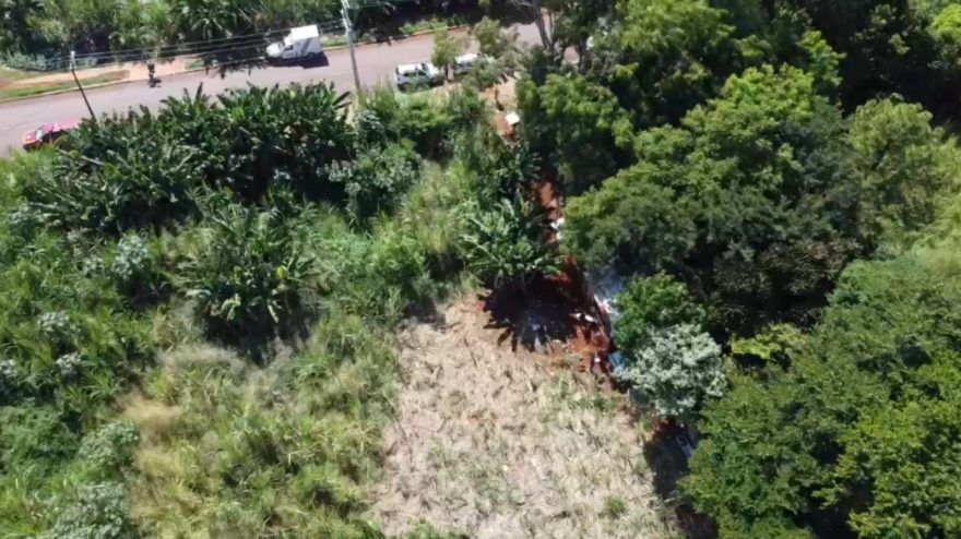 Imagens aéreas mostram área de mata onde autor de homicídio morreu em confronto