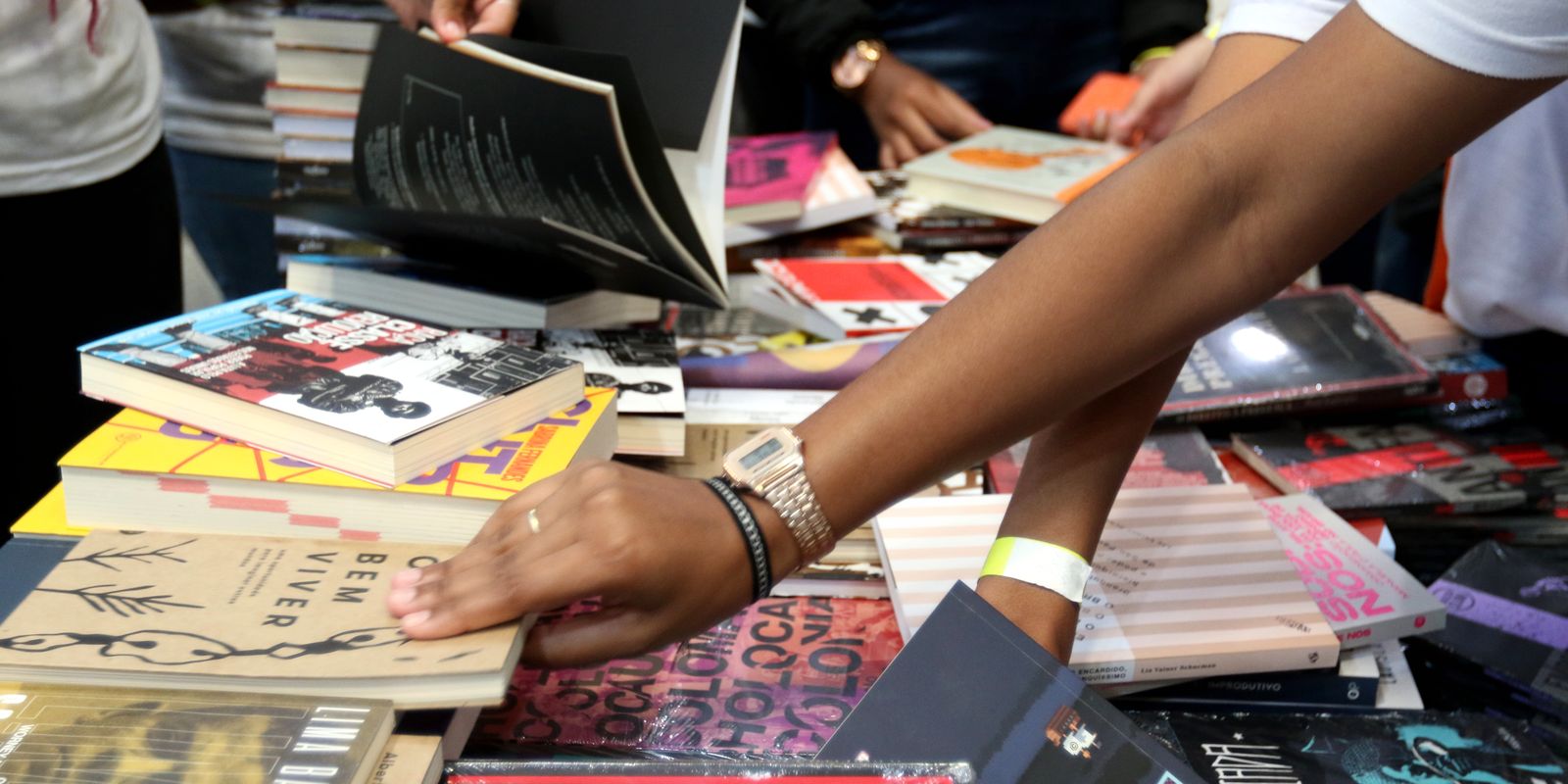 Prêmio Jabuti está com inscrições abertas até o dia 15 de maio Prêmio Jabuti está com inscrições abertas até o dia 15 de maio