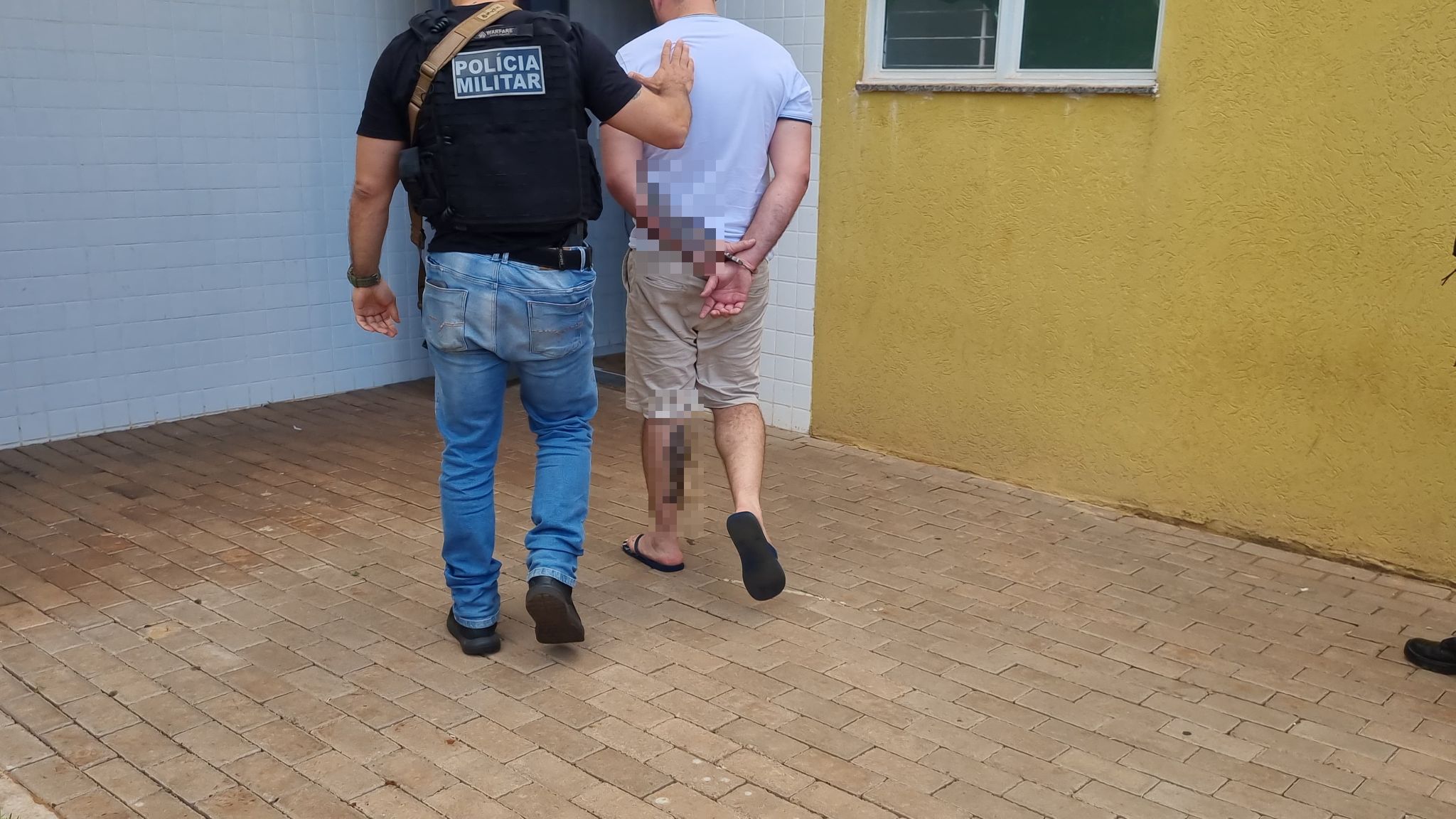 Suspeito de envolvimento com Piratas do Asfalto é preso pela Polícia Militar Suspeito de envolvimento com Piratas do Asfalto é preso pela Polícia Militar