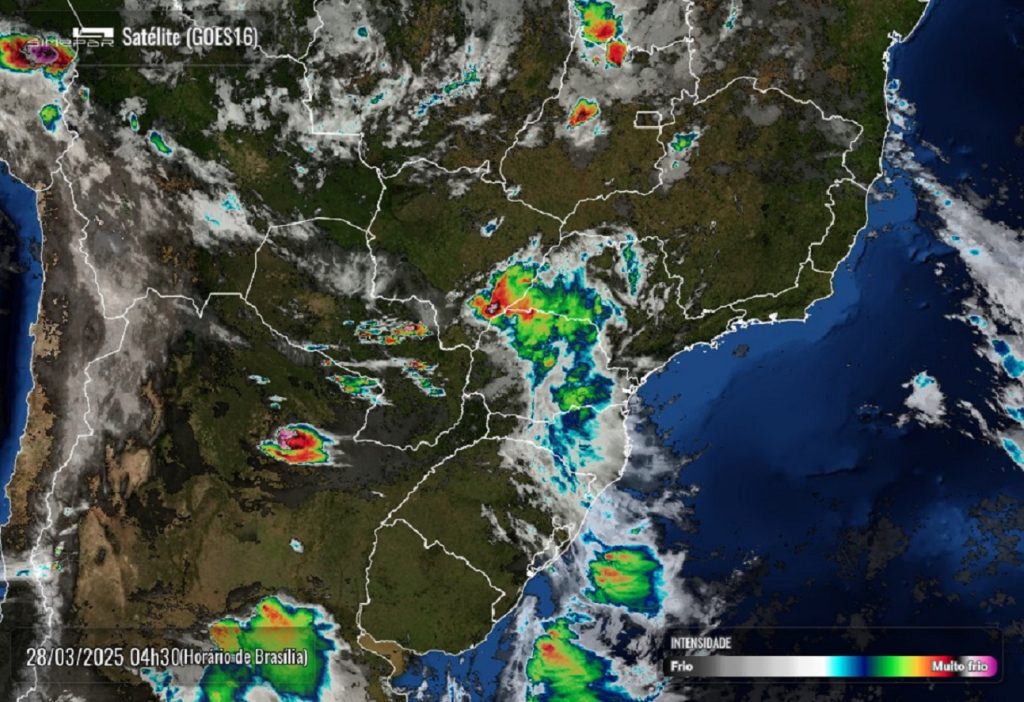 Previsão de sexta-feira instável e abafada, com chance de chuva em Cascavel