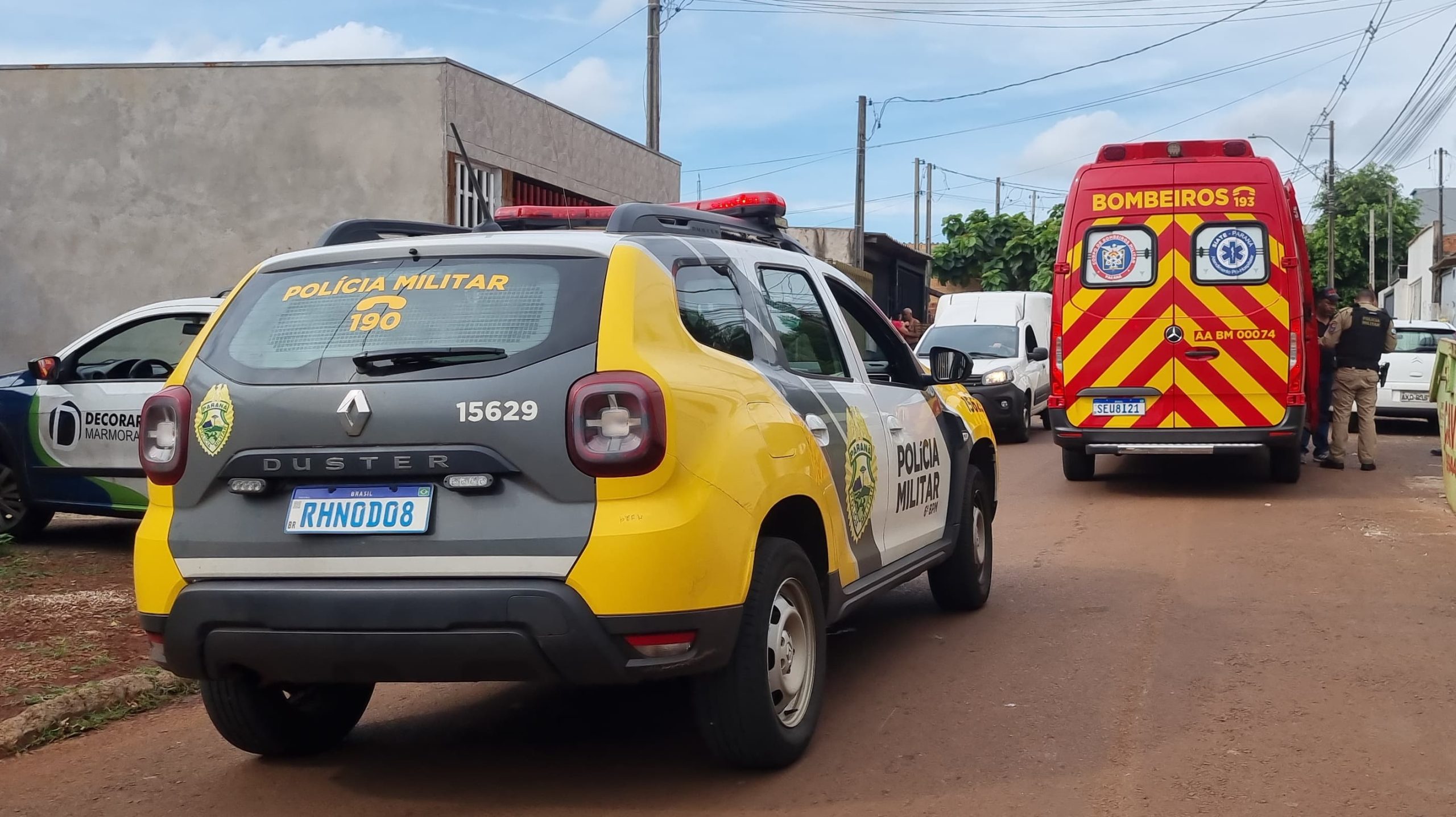 Mulher sofre lesão na cabeça ao saltar de carro em movimento no Bairro Morumbi