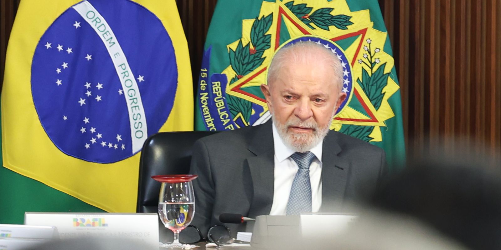 Ameaças “insistem em sobreviver”, diz Lula sobre golpe de 64