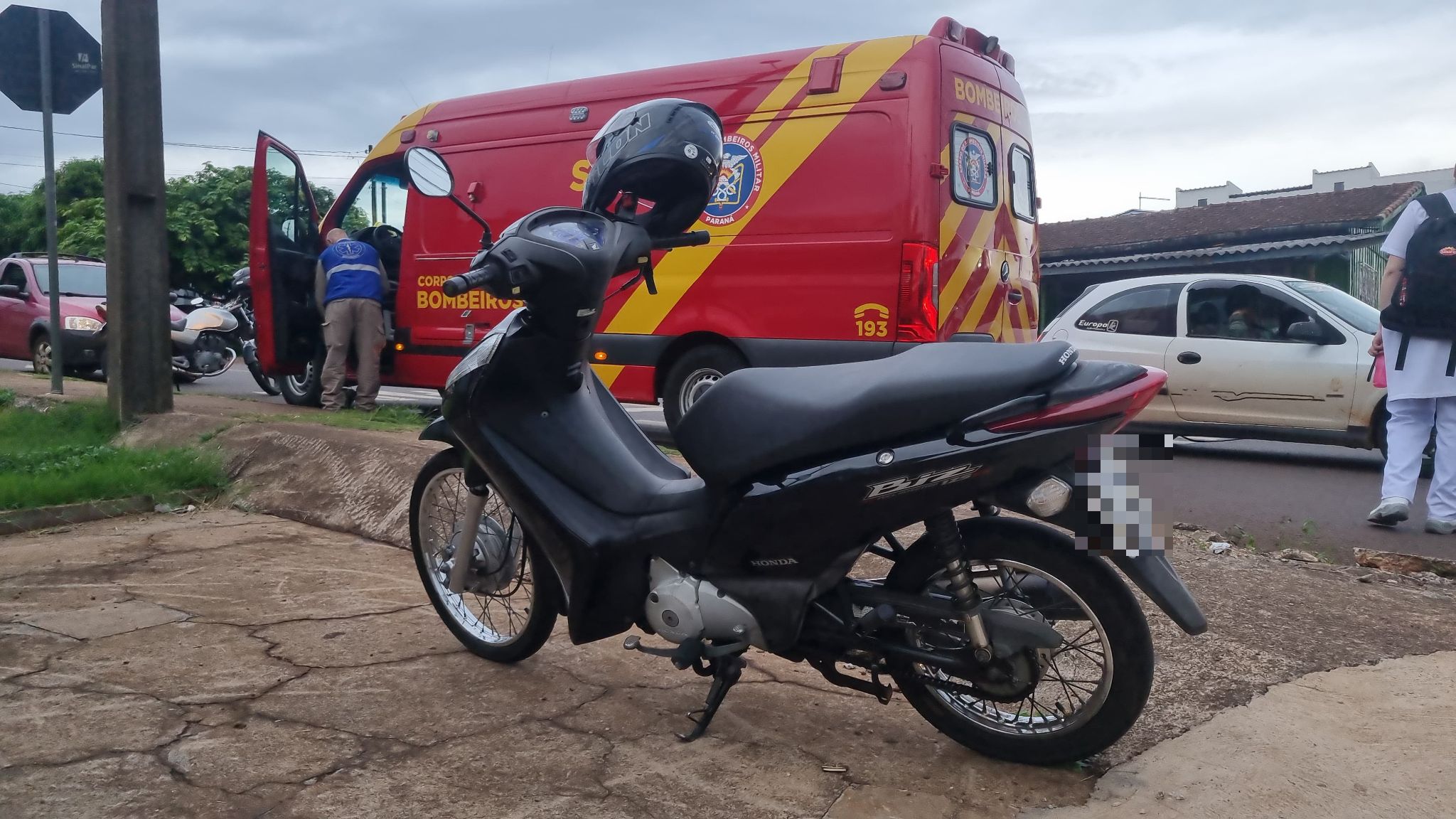 Motociclista fica ferida em acidente de trânsito no Periolo