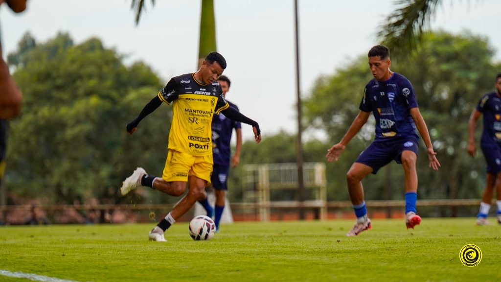 FC Cascavel intensifica preparação com jogo-treino diante do Nacional