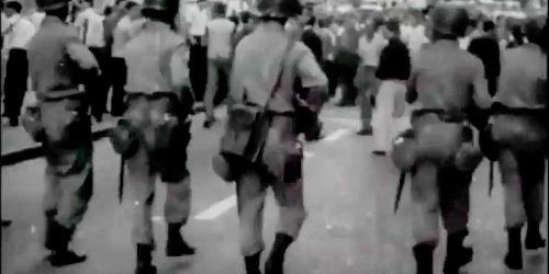 Golpismo do 8/1 pede reforma nas Forças Armadas, avaliam especialistas Imagem referente a Golpismo do 8/1 pede reforma nas Forças Armadas, avaliam especialistas