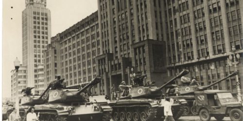 Golpe de 1964: manutenção de tutela militar permitiu golpismo do 8/1 Imagem referente a Golpe de 1964: manutenção de tutela militar permitiu golpismo do 8/1