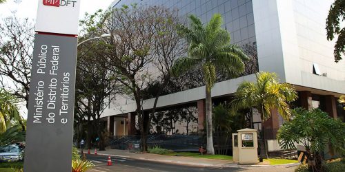 Ministério Público do DF investigará compra do Banco Master pelo BRB Imagem referente a Ministério Público do DF investigará compra do Banco Master pelo BRB