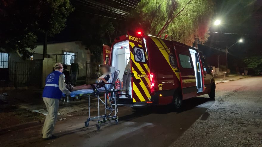 Adolescente quebra o braço jogando futebol no Bairro Universitário