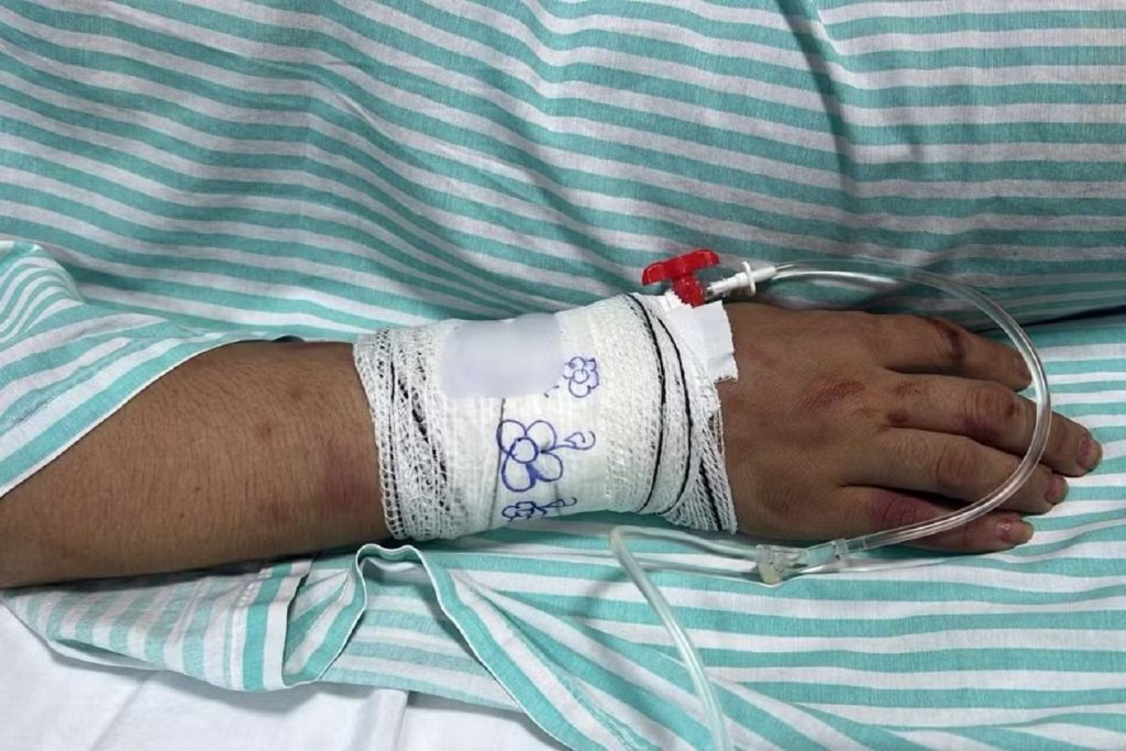 Homem passa a madrugada torturando a companheira por ciúmes de comentário em foto nas redes sociais