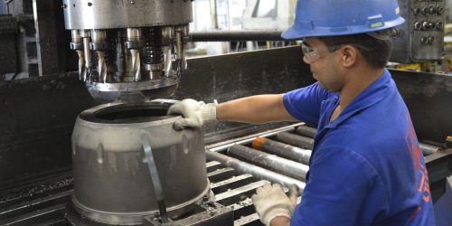 Vendas de máquinas e equipamentos sobem 17% no primeiro bimestre Imagem referente a Vendas de máquinas e equipamentos sobem 17% no primeiro bimestre