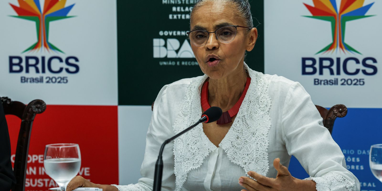 Taxação dos EUA pode prejudicar cooperação climática, diz Marina Silva Taxação dos EUA pode prejudicar cooperação climática, diz Marina Silva