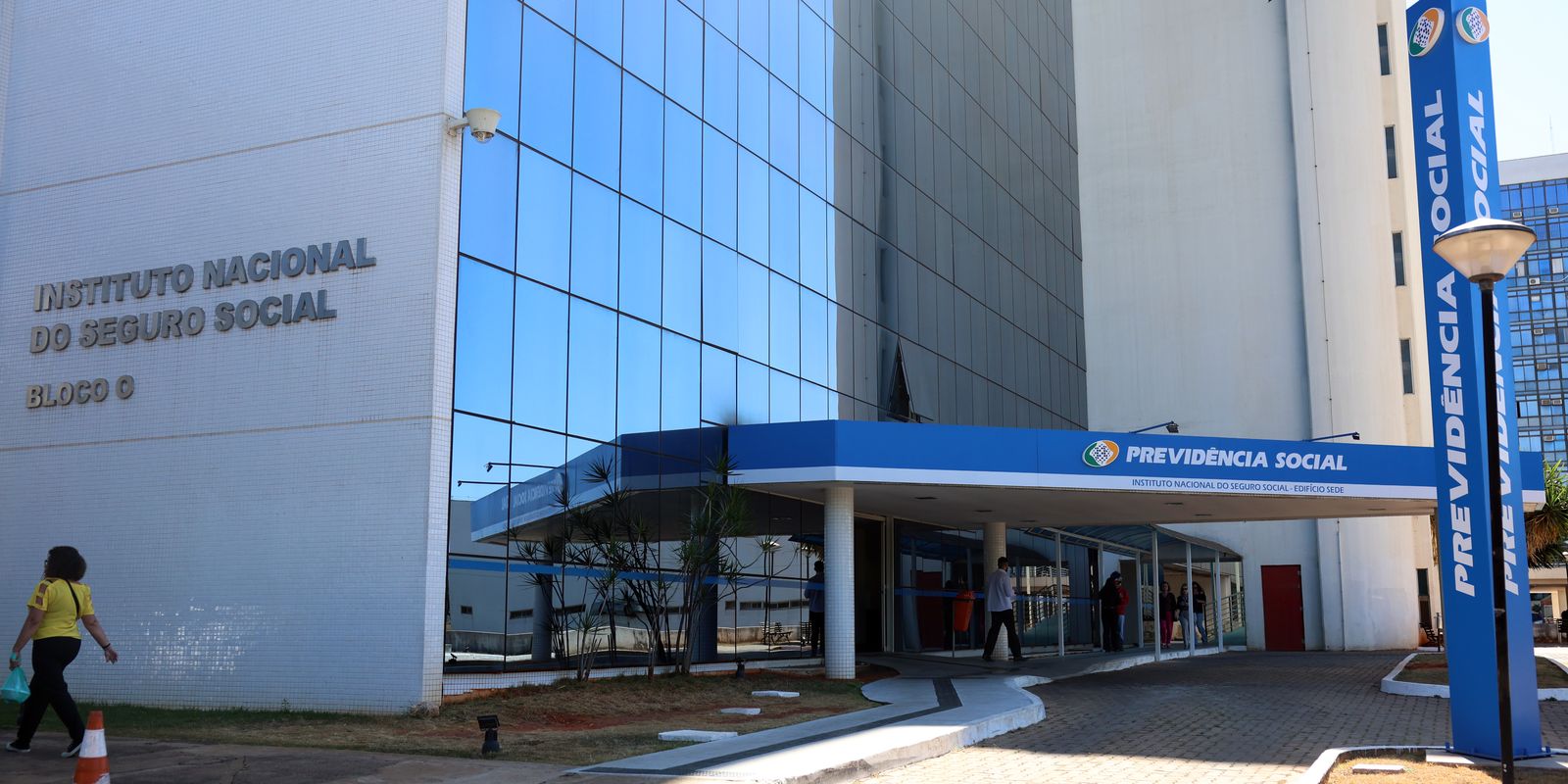 INSS: 13º antecipado injetará R$ 73,3 bi na economia; veja calendário INSS: 13º antecipado injetará R$ 73,3 bi na economia; veja calendário