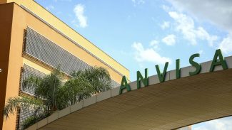 Anvisa proíbe suplementos alimentares com ora-pro-nóbis