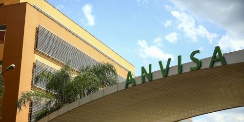 Anvisa proíbe suplementos alimentares com ora-pro-nóbis Imagem referente a Anvisa proíbe suplementos alimentares com ora-pro-nóbis