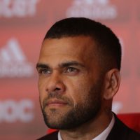 Imagem referente a Movimento feminista protesta contra revogação da pena de Daniel Alves