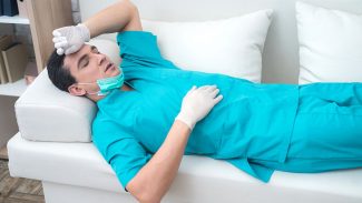 Médico ralava no plantão e ganhava só R$ 281 de “aluguel”! Juiz manda Unioeste pagar R$ 999 Médico ralava no plantão e ganhava só R$ 281 de “aluguel”! Juiz manda Unioeste pagar R$ 999