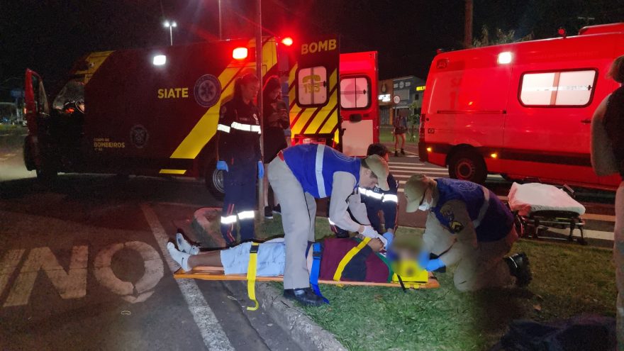 Jovem fica ferido em acidente de trânsito na Avenida Tancredo Neves