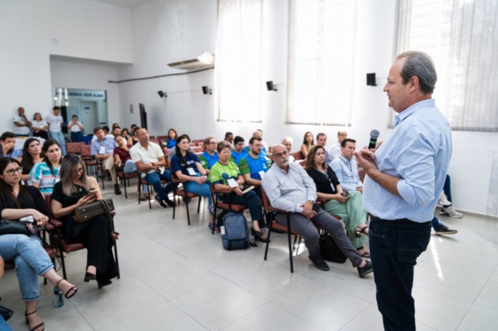 Operação Rondon Paraná é apresentada a prefeitos; adesão dos municípios vai até dia 14 Operação Rondon Paraná é apresentada a prefeitos; adesão dos municípios vai até dia 14