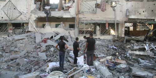 Jornalistas e palestinos pedem ação contra ataques de Israel à Gaza Imagem referente a Jornalistas e palestinos pedem ação contra ataques de Israel à Gaza