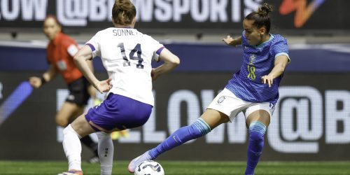 Em 1º amistoso do ano, seleção feminina perde por 2 a 0 para os EUA Imagem referente a Em 1º amistoso do ano, seleção feminina perde por 2 a 0 para os EUA
