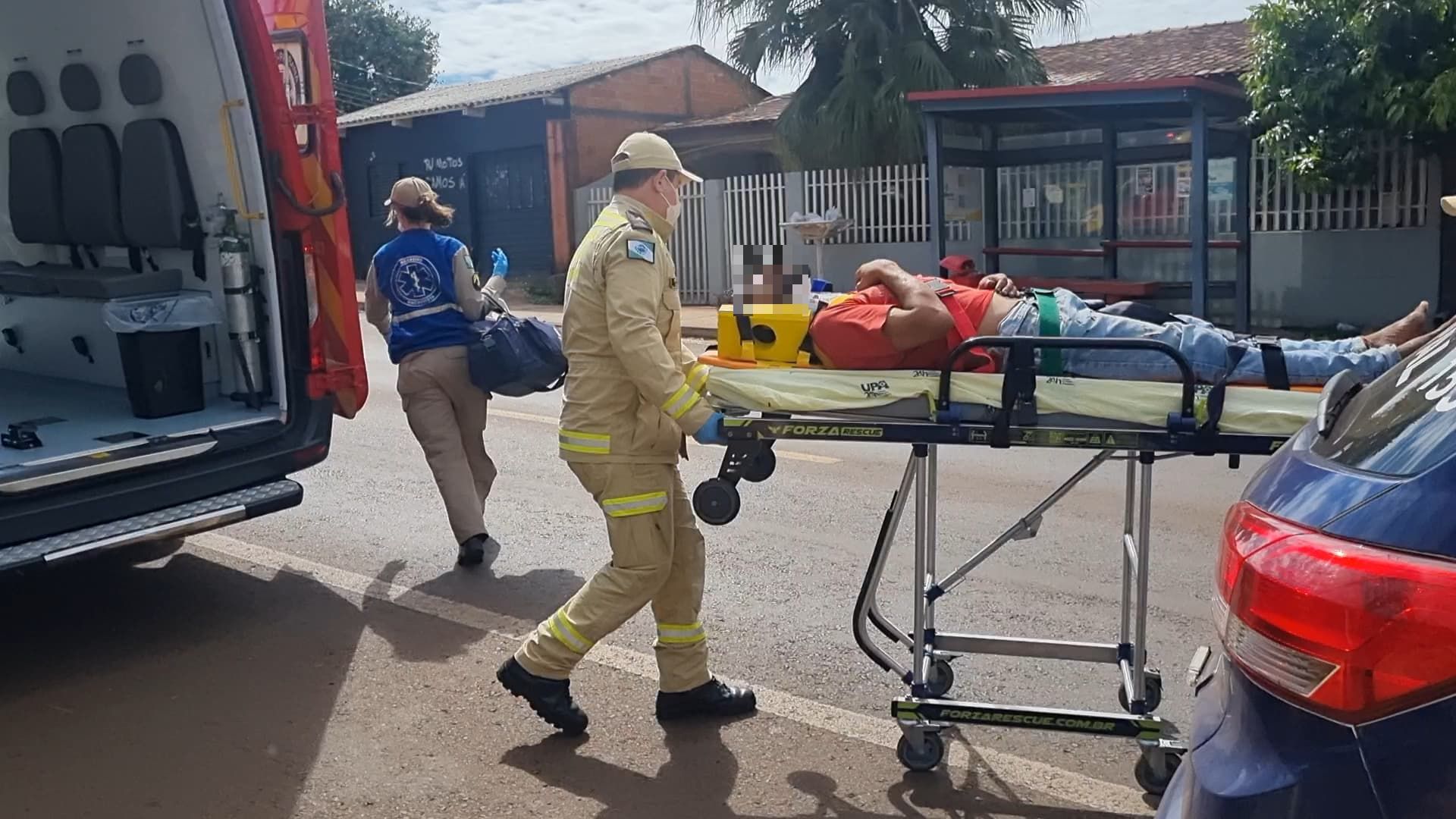 Homem e mulher são agredidos a pauladas na região norte de Cascavel